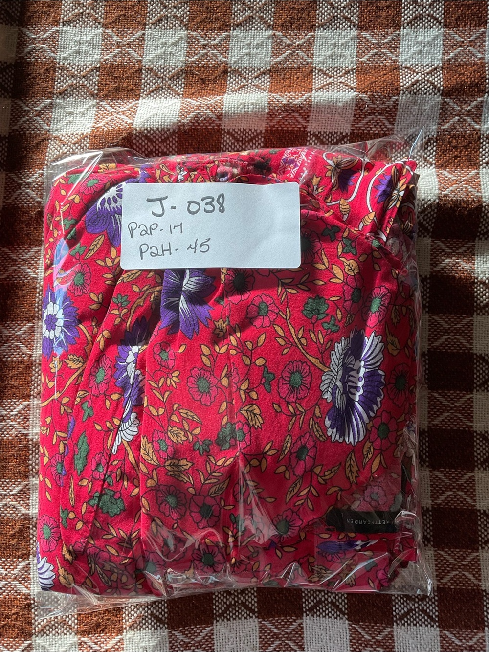 Pretty Garden. Red Floral Wrap Maxi Dress with Tie Waist. Size L - Picture 10 of 10